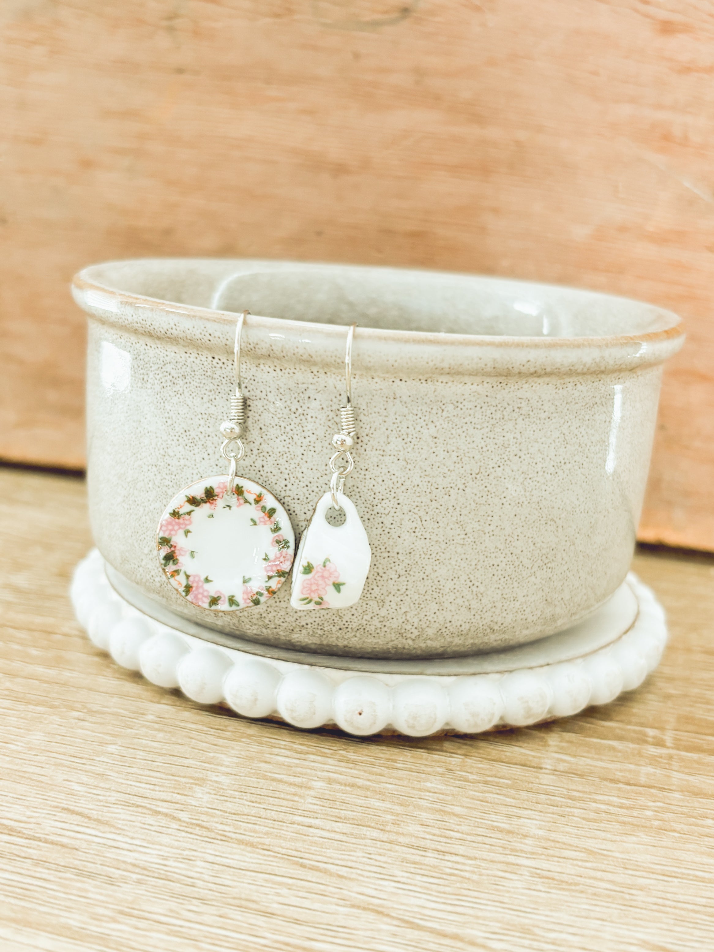 Tea Cup Earrings - Pink